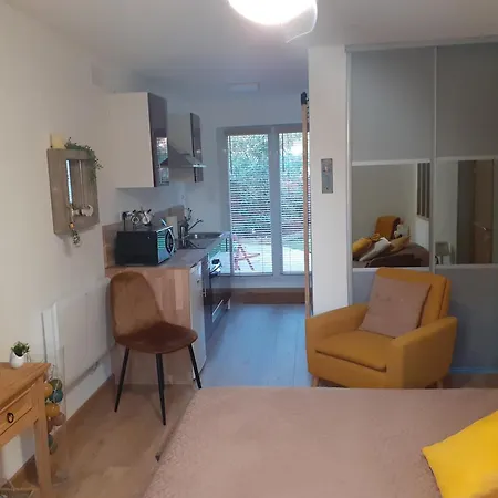 Indépendant à Bormes-les-Mimosas